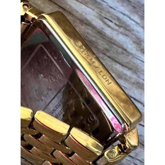 Larsson & Jennings Watch Women Gold Tone Square Crystal Dial Working Extra Link - Picture 6 of 7